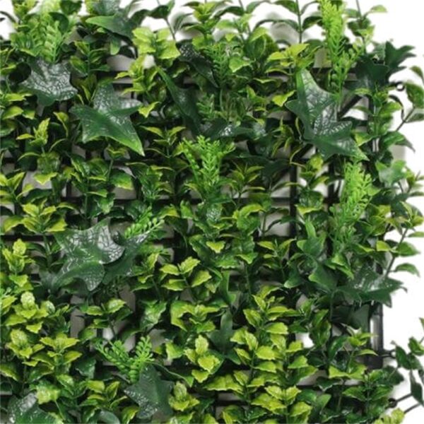 G717203A-3 artificial grass on fence